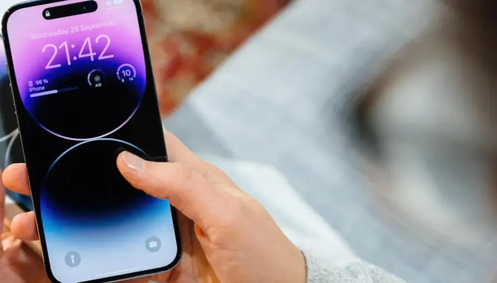 Jak wyłączyć wygaszanie ekranu iPhone? Prosty poradnik i konsekwencje
