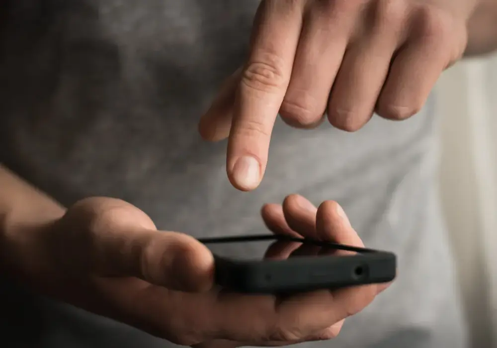 Dyktafon w telefonie - jak nagrywać legalnie i z najlepszą jakością?