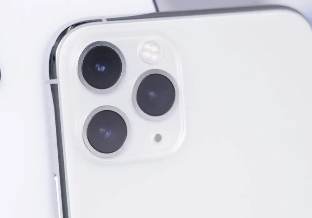 Jak wyczyścić telefon bezpiecznie? Poradnik krok po kroku