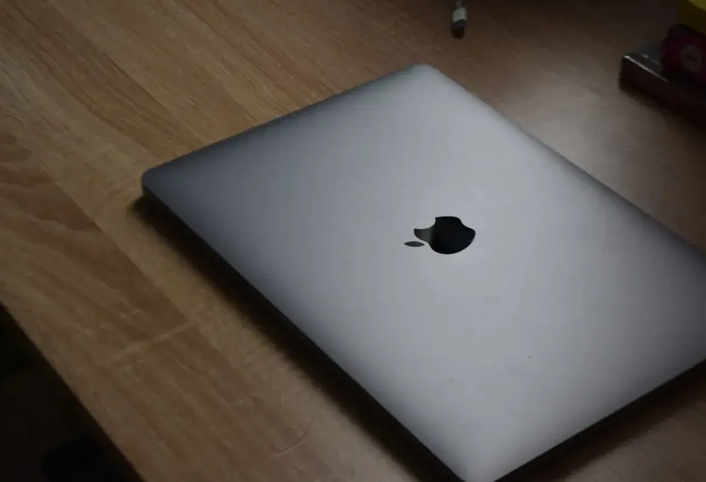Laptopy Apple – nowa jakość pracy w atrakcyjnej