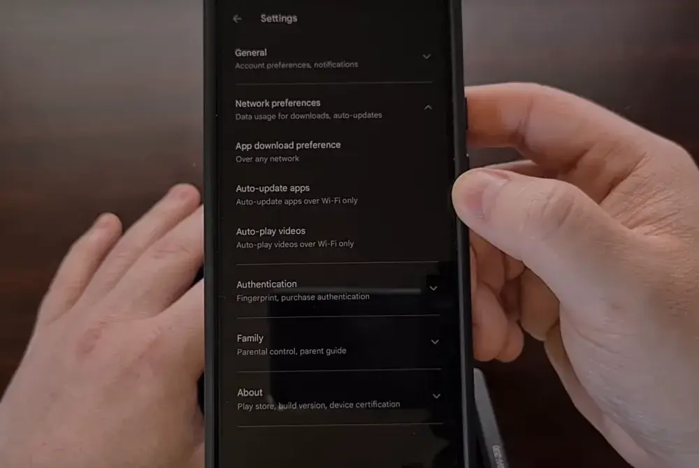 Jak włączyć aktualizacje aplikacji Android i uniknąć problemów z bezpieczeństwem