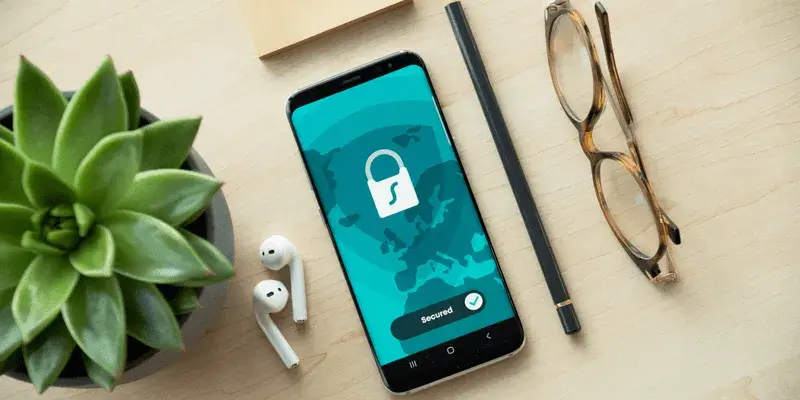 Do czego służy VPN w telefonie? Odkryj korzyści dla bezpieczeństwa
