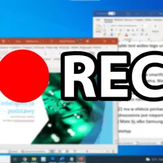 Czerwony przycisk nagrywania i napis REC na tle ekranu laptopa z otwartymi programami.
