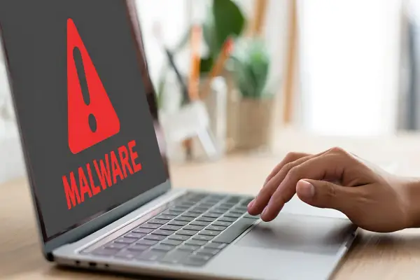 Spyware - Jak rozpoznać, usunąć i chronić się przed podsłuchem?