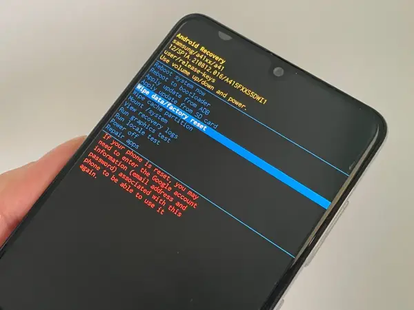 Jak zresetować telefon Samsung - Poradnik krok po kroku