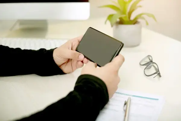 Jak zwiększyć zasięg Bluetooth w telefonie i uniknąć problemów z łącznością