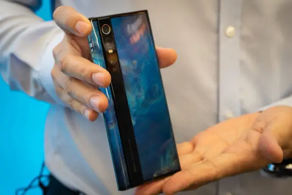 Xiaomi Mi Mix Alpha - Telefon z przyszłości, którego nie kupisz?