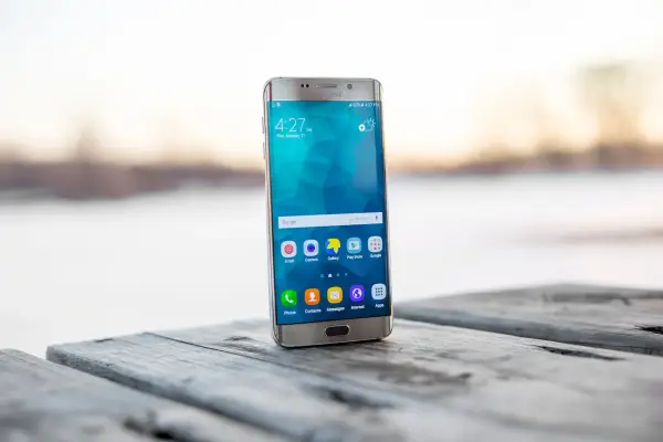 Porównanie flagowych smartfonów Samsung Galaxy – który sprawdzi się najlepiej?