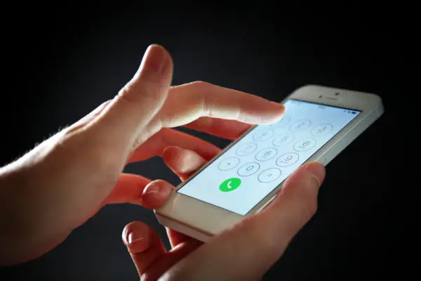 Namierzanie numeru - Jak legalnie zidentyfikować i zlokalizować telefon?